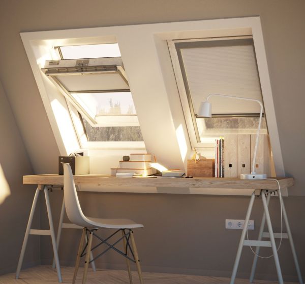 Store occultant installé sur Velux